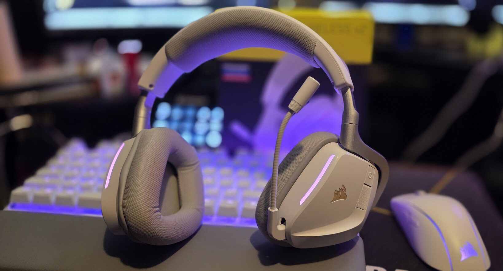 Corsair Void Wireless V2 Review: Glasses-Friendly Gaming